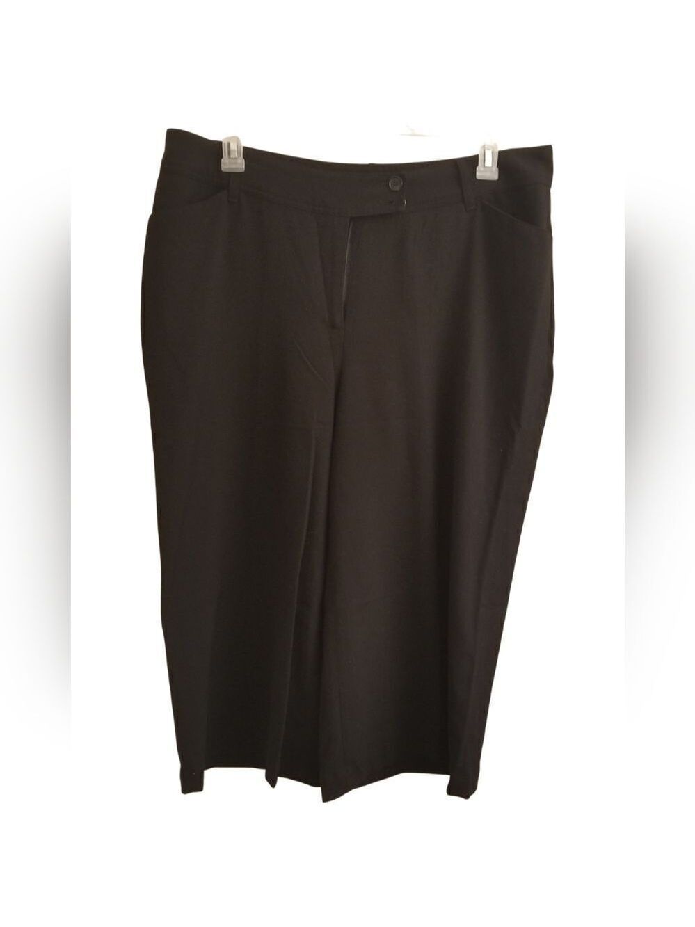 Monroe and Main Cropped Trousers. RJ-MR